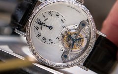 宝玑发条上几圈